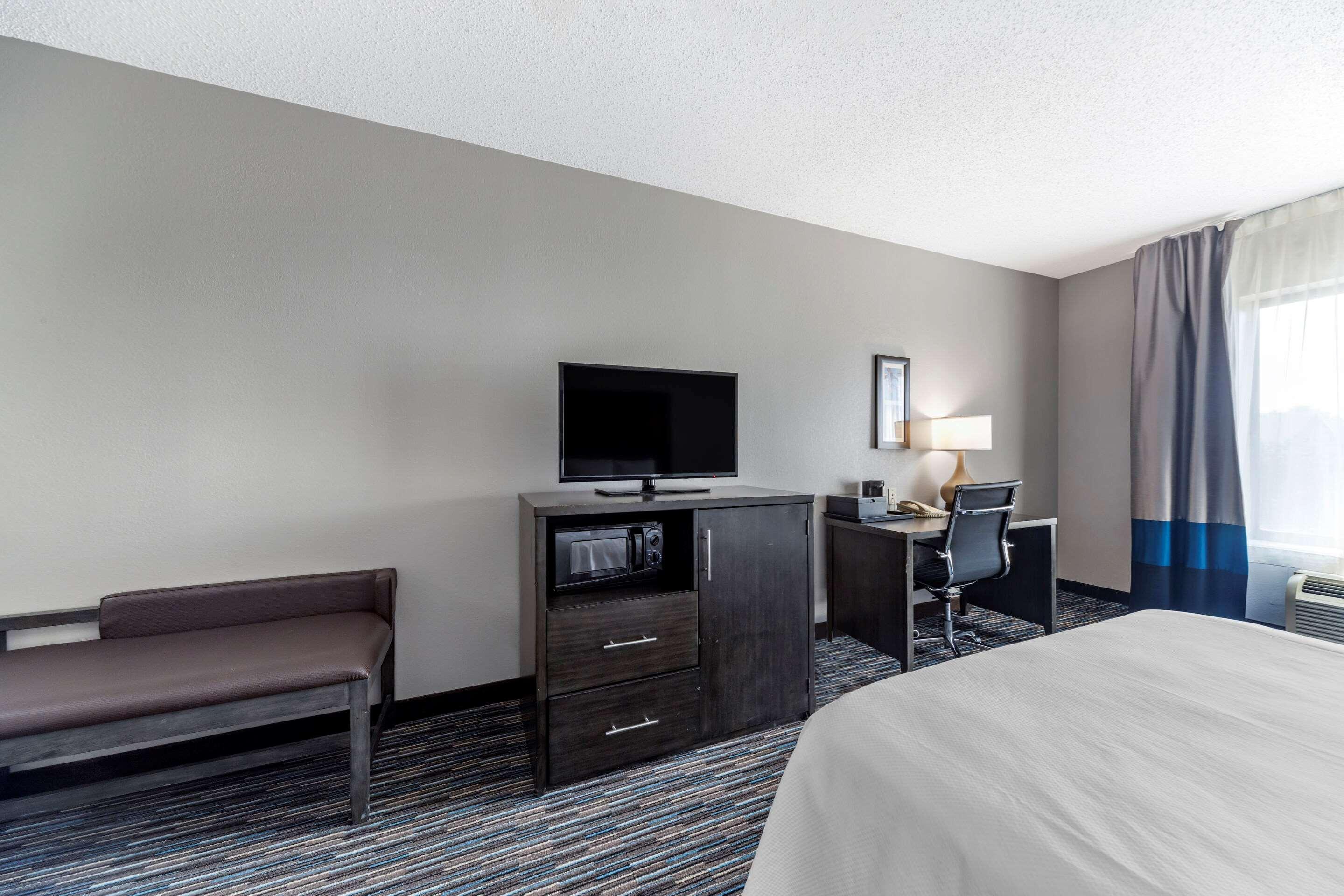 Garner - Quail Springs By Ihg 2*