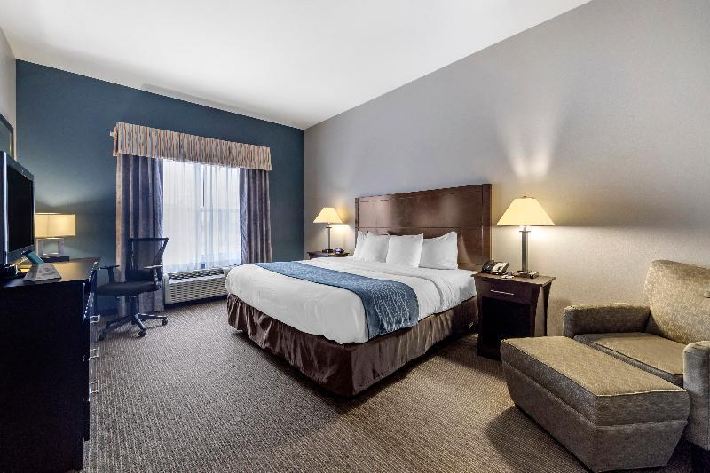 Garner - Quail Springs By Ihg Hotel 2*